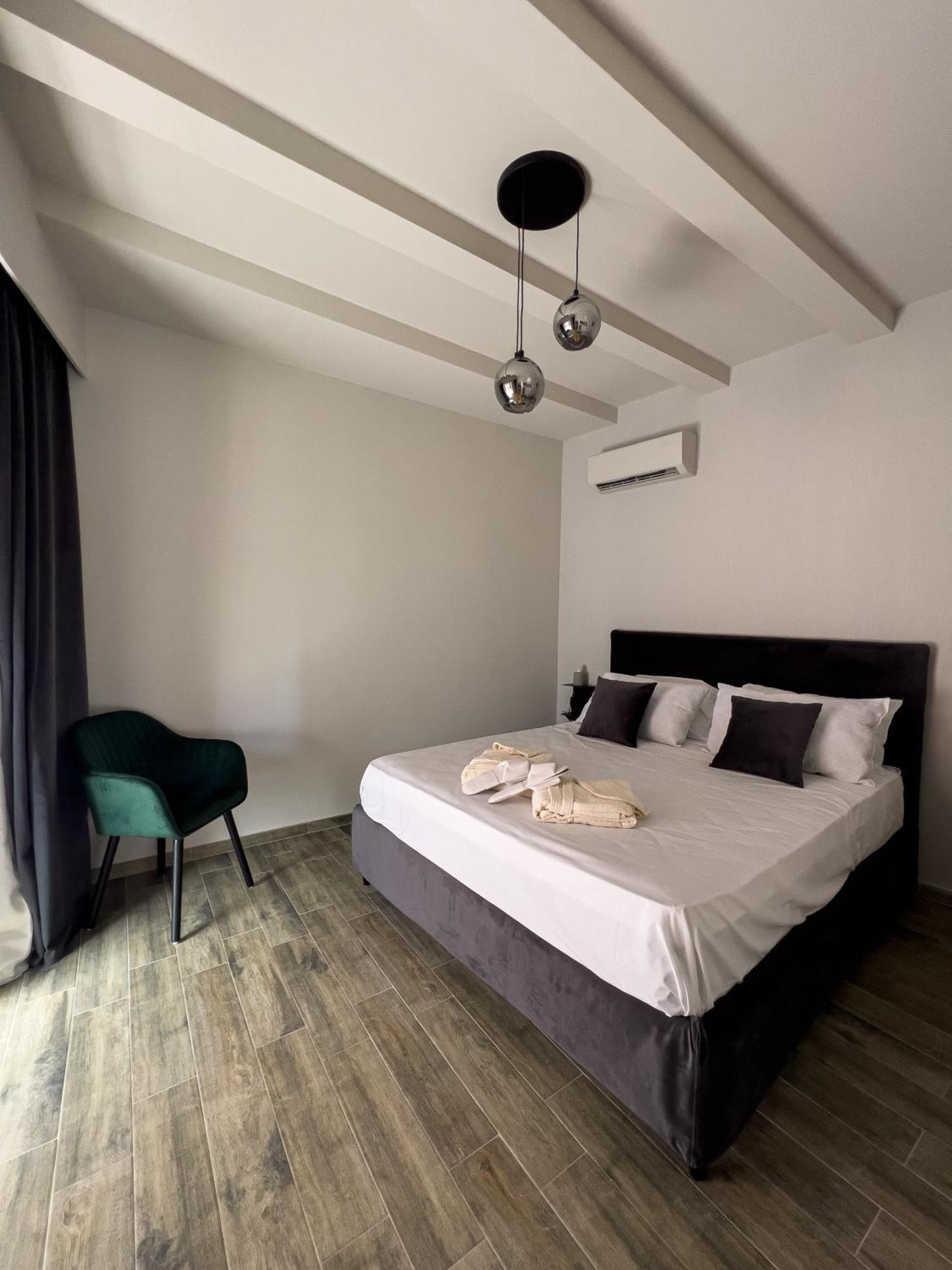 Vicolo San Gaetano -Luxury Rooms- CTA Exteriör bild
